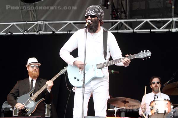 EELS - 2010-08-29 - SAINT CLOUD - Domaine National - Grande Scene - Mark Oliver Everett